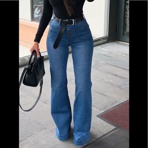 Super cute wide leg bell bottom jeans